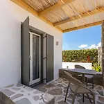 Sea&sun Paros Hotel *