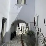 Sea & Sun Paros Hotel *