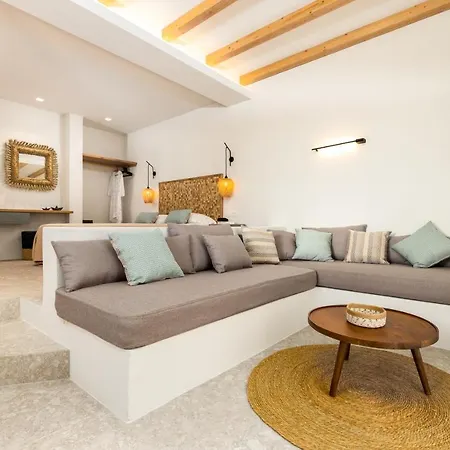Sea & Sun Paros فندق