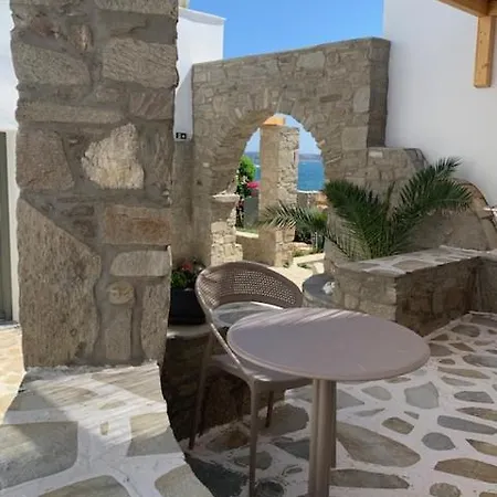 Sea & Sun Paros מלון נאוסה