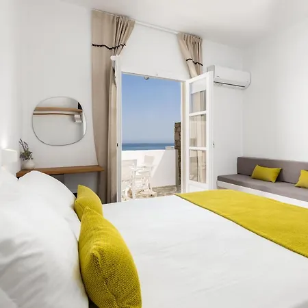 Sea & Sun Paros מלון נאוסה