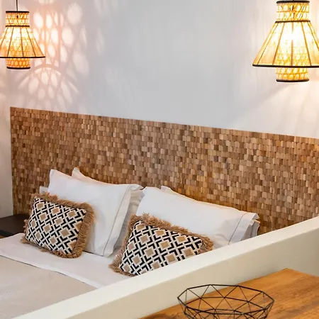 Sea & Sun Paros * ناوسا