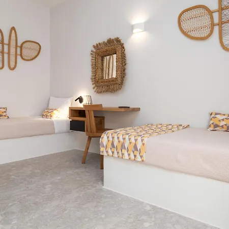 Sea & Sun Paros فندق *