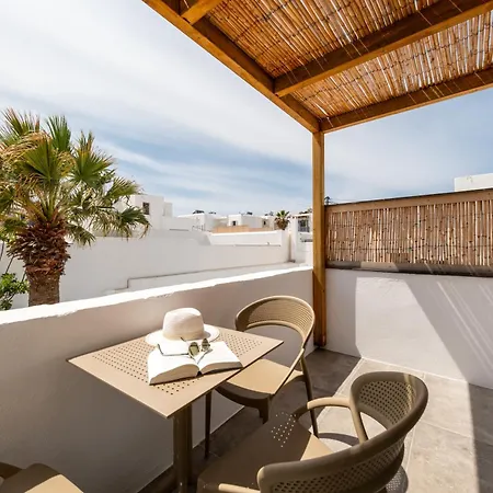 Sea & Sun Paros Hotell *