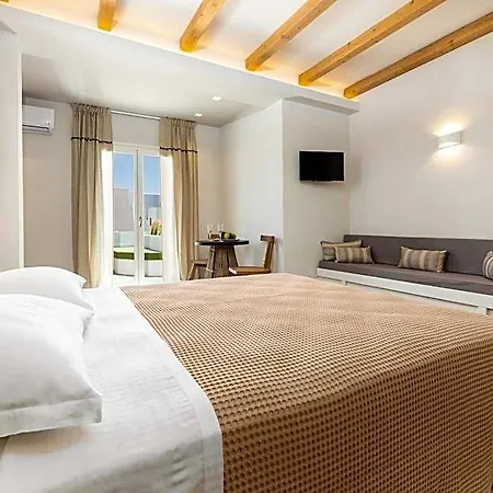 Sea & Sun Paros Hotel